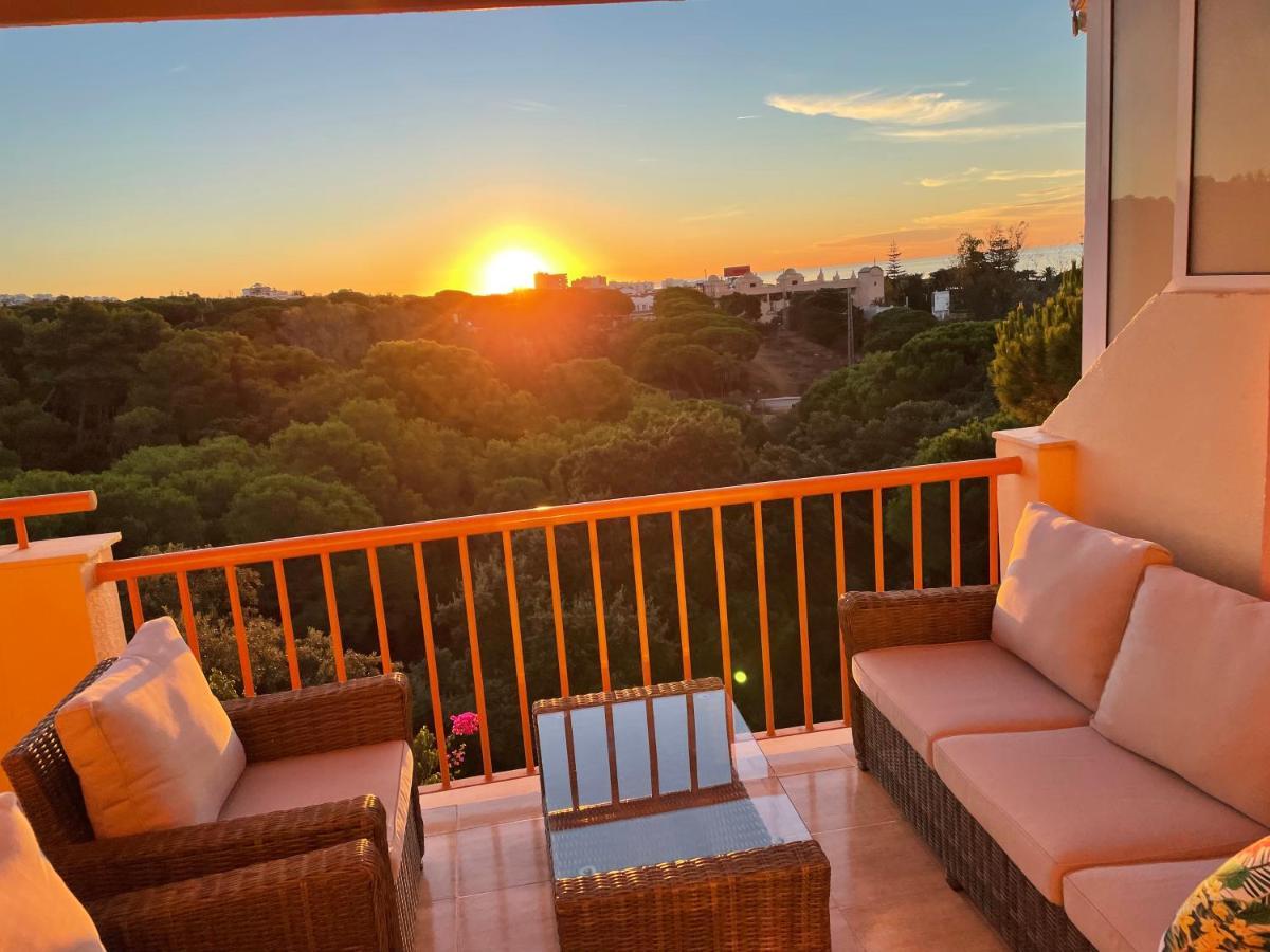 Beautiful Holiday Apartment 2 Bedroom Beach And Pool Malaga Marbella Calahonda Royale Mijas Costa Spain Exterior photo